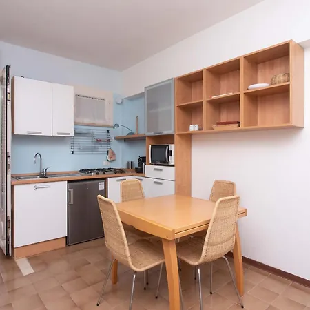 Lägenhet Marcelli, Delizioso Bilocale Con Terrazzo - M278 *