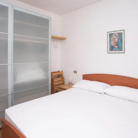 Lägenhet Marcelli, Delizioso Bilocale Con Terrazzo - M278