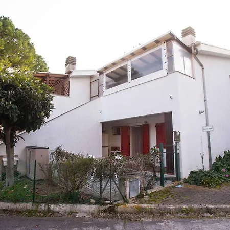 Lägenhet Marcelli, Delizioso Bilocale Con Terrazzo - M278